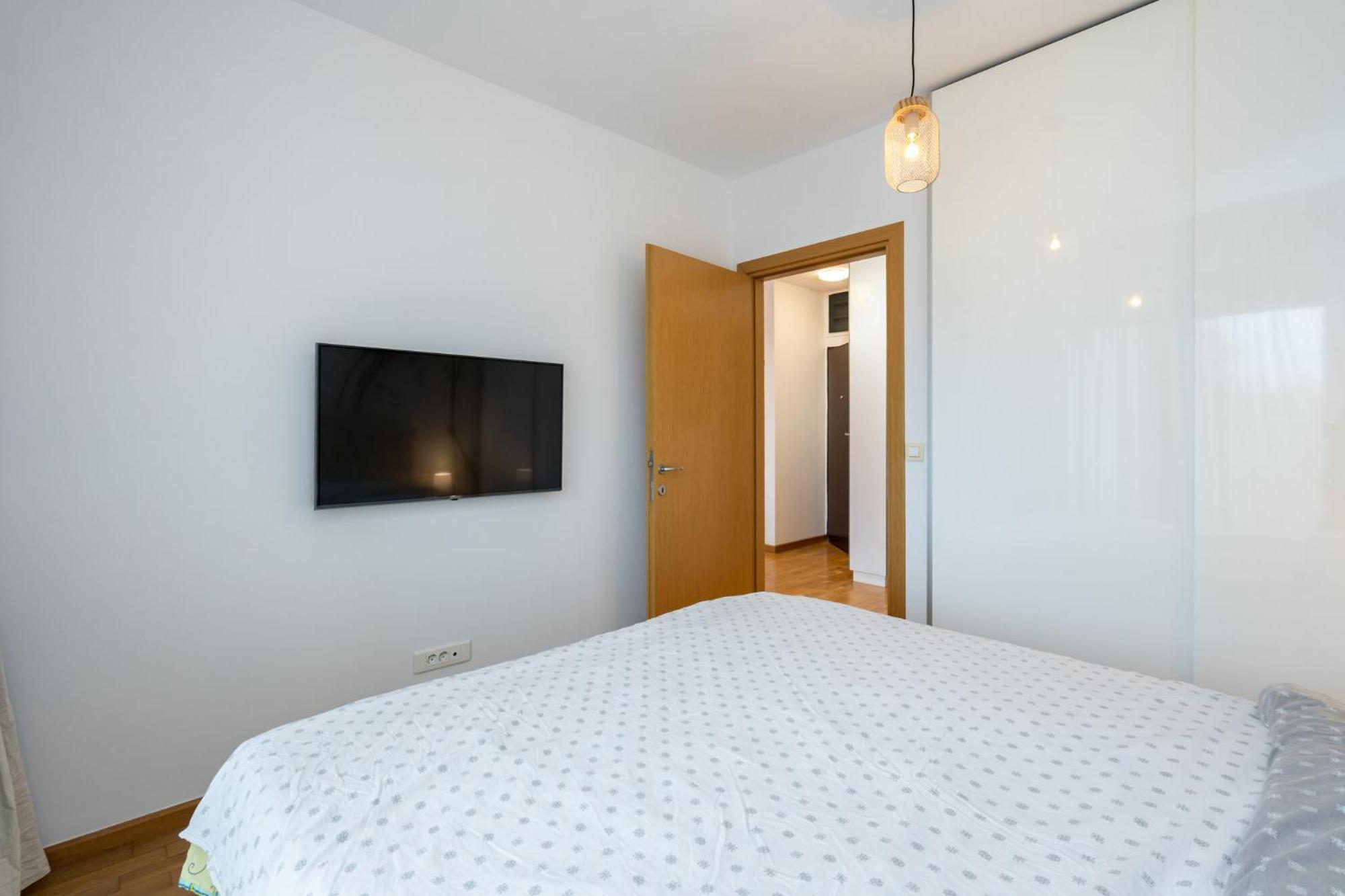 Lazynest - Modern With Parking & Balcony Bucureşti